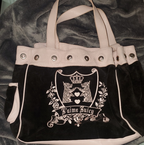 Juicy Couture Handbags - Juicy Couture Daydreamer Bag